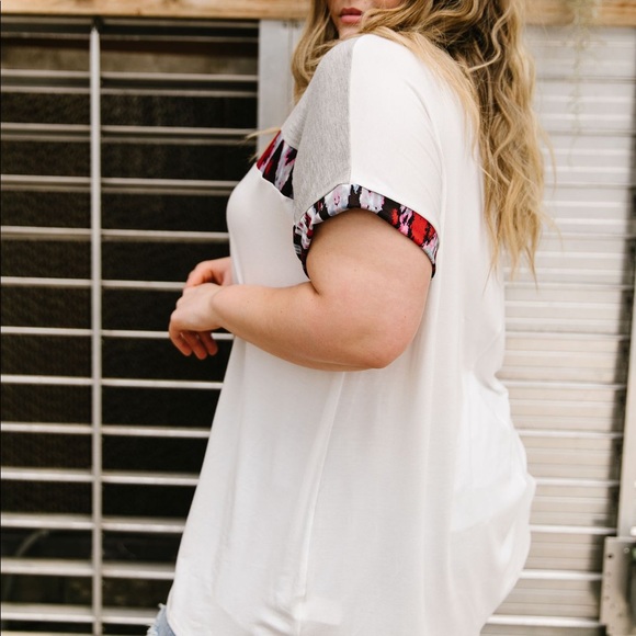 Tie Dye Mini Strip Tee - Picture 6 of 8